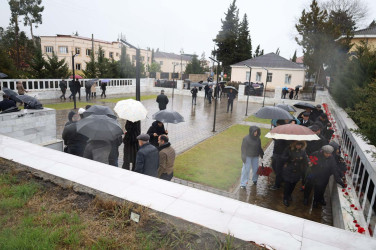 20 Yanvar faciəsi qurbanlarının xatirəsi ehtiramla yad edilmişdir