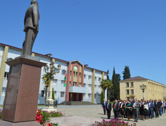 Astarada Ümummilli Lider Heydər Əliyevin xatirəsi böyük ehtiramla yad edildi